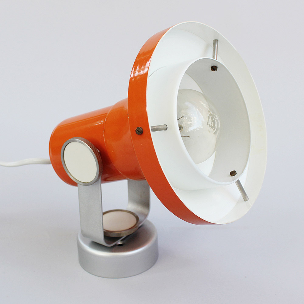orange spot lamp
