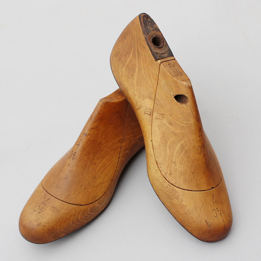 shoemaker's hooves 40